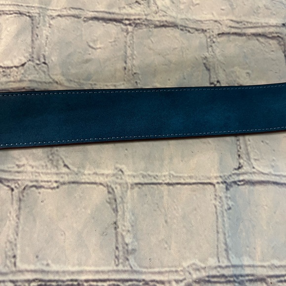 COATED LEATHER WITH MANMADE BLUE LINING CEF FITS 38 PANTS GUNMETAL BUCKLE BELT - Picture 4 of 6